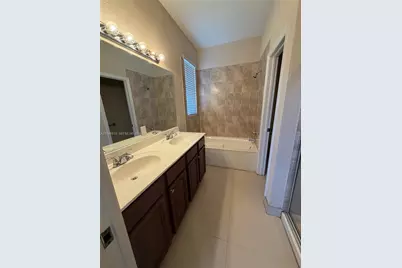 20715 NE 10th Ct #20715, Miami, FL 33179 - Photo 19