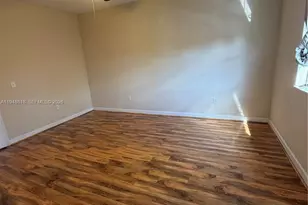 20715 NE 10th Ct, Miami, FL 33179 - Photo 17