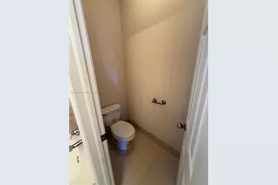 20715 NE 10th Ct #20715, Miami, FL 33179 - Photo 21