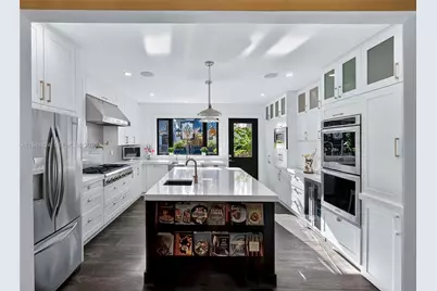 1680 Onaway Dr, Coconut Grove, FL 33133 - Photo 3