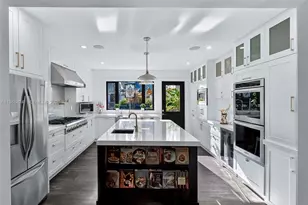 1680 Onaway Dr, Coconut Grove, FL 33133 - Photo 3