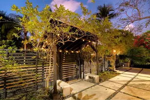 1680 Onaway Dr, Coconut Grove, FL 33133 - Photo 47