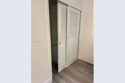 117 NE 2nd Ter #FRONT, Hallandale Beach, FL 33009 - Photo 11