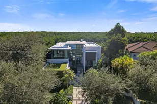 132 Paloma Dr, Coral Gables, FL 33143 - Photo 77