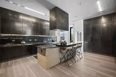 132 Paloma Dr, Coral Gables, FL 33143 - Photo 23