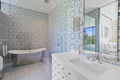 132 Paloma Dr, Coral Gables, FL 33143 - Photo 51