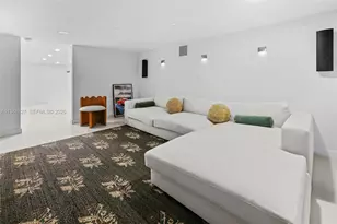 132 Paloma Dr, Coral Gables, FL 33143 - Photo 59