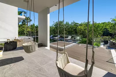 132 Paloma Dr, Coral Gables, FL 33143 - Photo 29