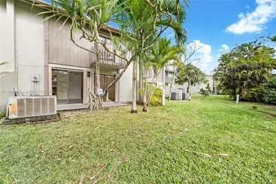 11416 SW 110th Ln, Miami, FL 33176 - Photo 15