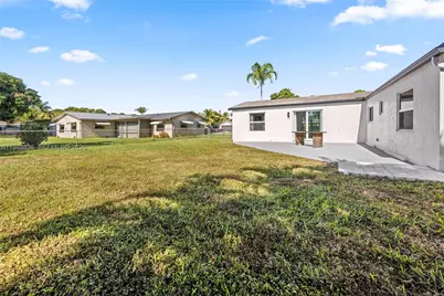 1720 SW 13th St, Boca Raton, FL 33486 - Photo 43