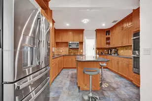 3757 Prairie Ave, Miami Beach, FL 33140 - Photo 7