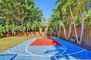 3757 Prairie Ave, Miami Beach, FL 33140 - Photo 3