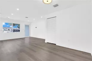 2310 NW 155th St, Miami Gardens, FL 33054 - Photo 13