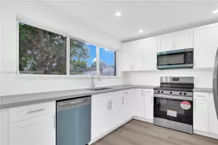 2310 NW 155th St, Miami Gardens, FL 33054 - Photo 15