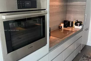 2655 Collins Ave, Miami Beach, FL 33140 - Photo 5