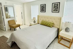 7700 Collins Ave, Miami Beach, FL 33141 - Photo 15