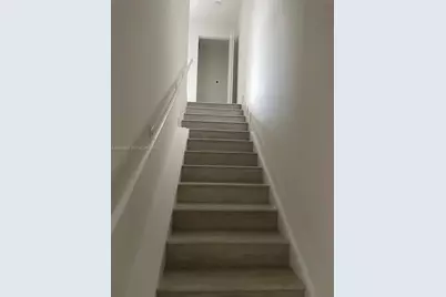 2555 NE 193rd St #2220, Miami, FL 33180 - Photo 11