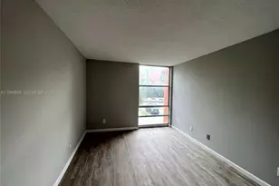 210 172nd St, Sunny Isles Beach, FL 33160 - Photo 7