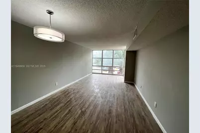 210 172nd St #234, Sunny Isles Beach, FL 33160 - Photo 3