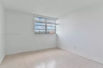 8895 Fontainebleau Blvd #407, Miami, FL 33172 - Photo 17