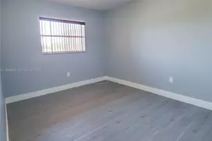 1265 W 24th St, Hialeah, FL 33010 - Photo 9