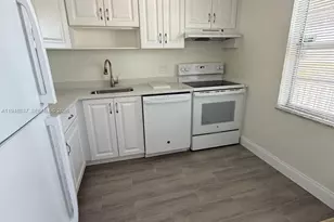 7200 NW 4th Pl, Margate, FL 33063 - Photo 3