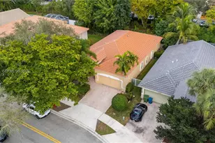16310 Sapphire Dr, Weston, FL 33331 - Photo 35