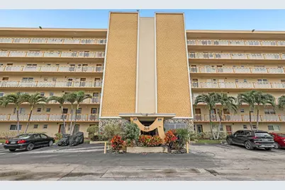 319 NE 14th Ave #501, Hallandale Beach, FL 33009 - Photo 1