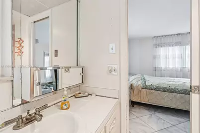 319 NE 14th Ave #501, Hallandale Beach, FL 33009 - Photo 35