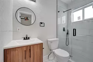 21021 NE 13th Pl, Miami, FL 33179 - Photo 25
