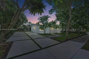 21021 NE 13th Pl, Miami, FL 33179 - Photo 3