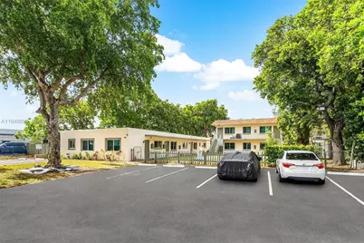 620 SW 7th St #1-7, Pompano Beach, FL 33060 - Photo 1