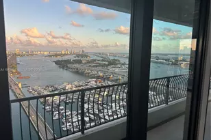 555 NE 15th St, Miami, FL 33132 - Photo 9