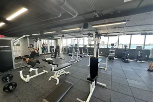 555 NE 15th St, Miami, FL 33132 - Photo 19