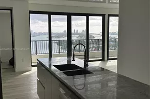 555 NE 15th St, Miami, FL 33132 - Photo 5