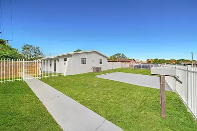 19110 NW 36th Ave #19110, Miami Gardens, FL 33056 - Photo 3