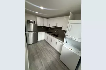 1030 SW 96th Ave #Efficiency, Miami, FL 33174 - Photo 1
