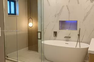 1201 Diplomat Pkwy, Hollywood, FL 33019 - Photo 13