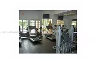 2851 N Oakland Forest Dr, Oakland Park, FL 33309 - Photo 19