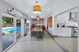 831 NE 109th St, Biscayne Park, FL 33161 - Photo 23