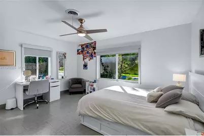 831 NE 109th St, Biscayne Park, FL 33161 - Photo 39