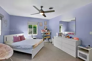 831 NE 109th St, Biscayne Park, FL 33161 - Photo 33