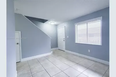 1519 W 42nd Pl #17, Hialeah, FL 33012 - Photo 7