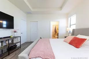 10034 W 32nd Ln, Hialeah, FL 33018 - Photo 7