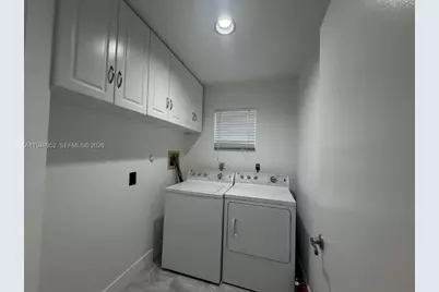 189 Cameron Dr, Weston, FL 33326 - Photo 15