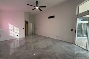 189 Cameron Dr, Weston, FL 33326 - Photo 9