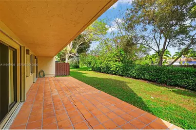 9937 NW 9th St. Cir. #13-19, Miami, FL 33172 - Photo 27