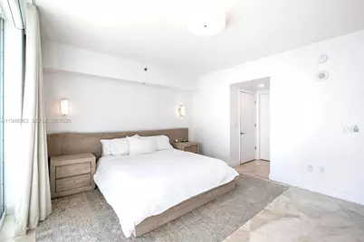 1000 S Pointe Dr #1205, Miami Beach, FL 33139 - Photo 9