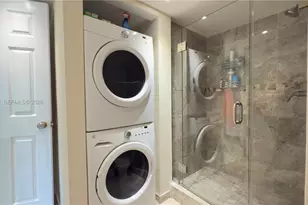 410 Lakeview Dr, Weston, FL 33326 - Photo 23