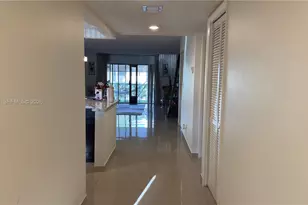 410 Lakeview Dr, Weston, FL 33326 - Photo 25